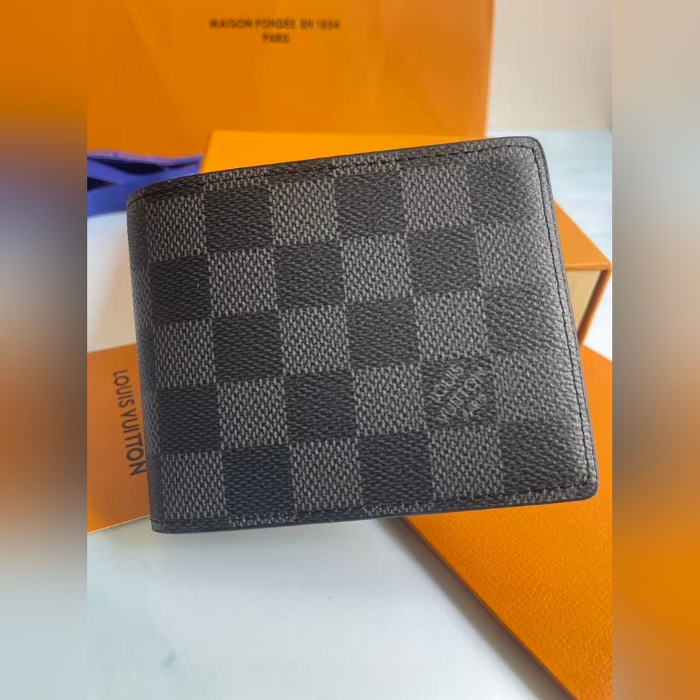 Louis Vuitton Slender Wallet